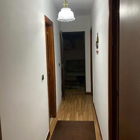 Δωμάτια σε οικογενειακή κατοικία House Look